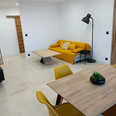 Appartement T3 Proche Arenes - Parking Gratuit Nîmes